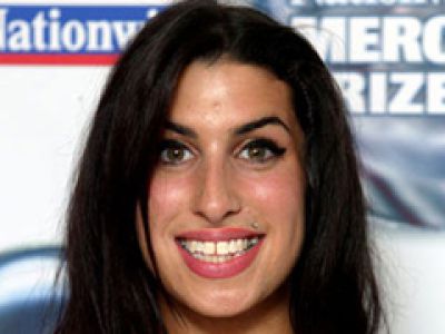 Tom Cruise chce pomóc Amy Winehouse